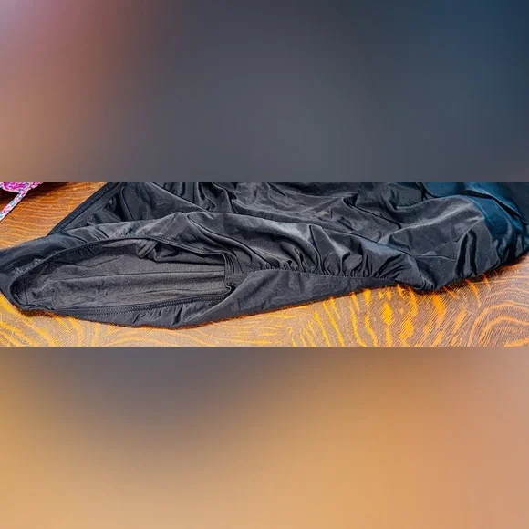 Summer Swimsuits BUNDLE of 4 (Size L, XL)… - Picture 11 of 15